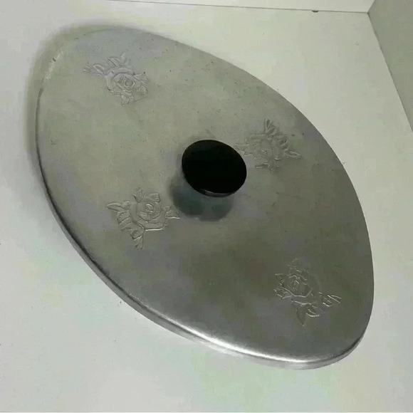 Vintage Glasbake USA divided dish J2352 with aluminum lid and Bakelite knob - Picture 3 of 11